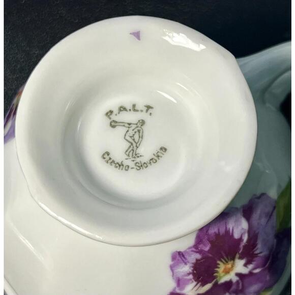 P.A.L.T. Czechoslovakia Vintage 1930s Violets Gold Trim 9 Sets Cups Saucers